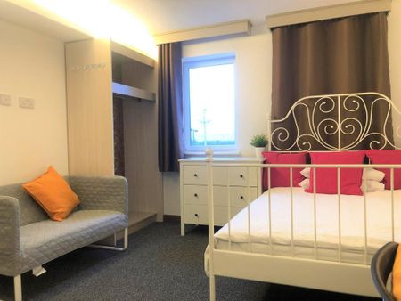 Studio to rent - Photo 4