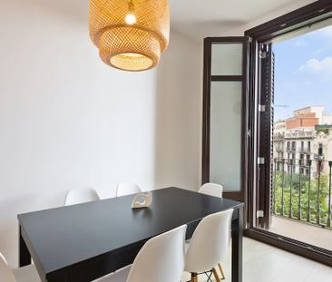 Carrer de Balmes, Barcelona, Catalonia 08007 - Photo 5