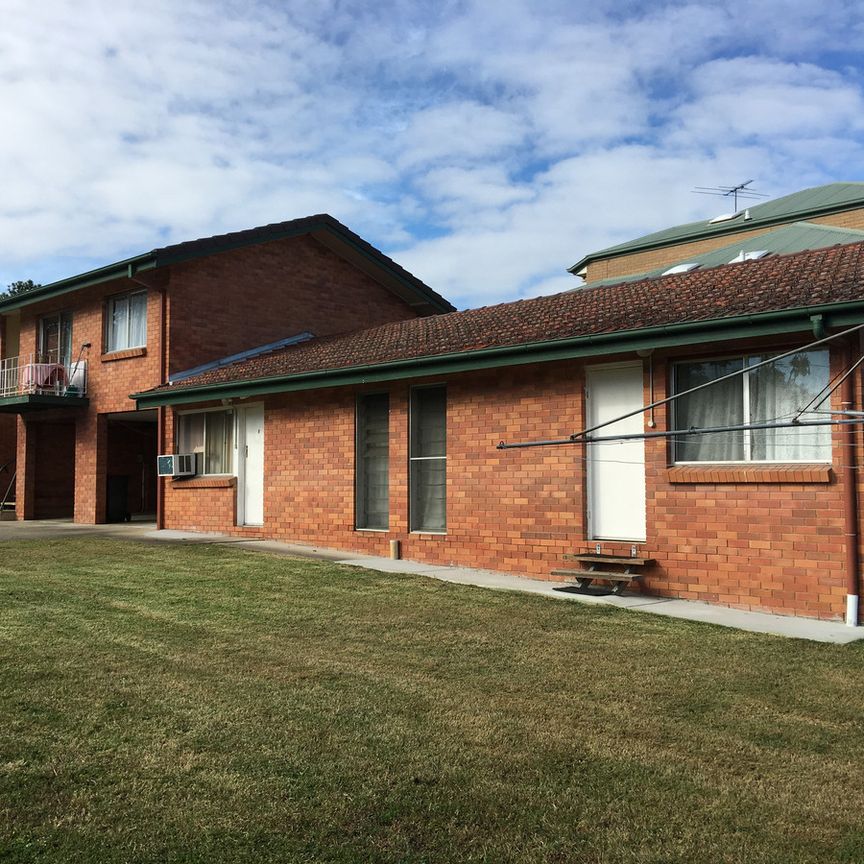1 Bedroom Unit - Conveniently located - Photo 1