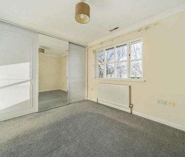 Coleridge Close, Twyford, RG10 - Photo 1