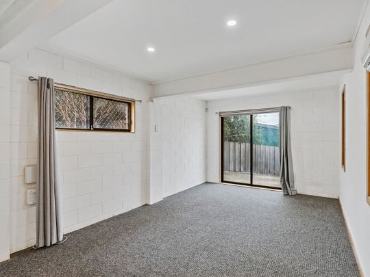 2/85 Branscombe Road Claremont TAS 7011 Australia - Photo 1