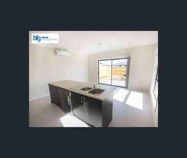 1 Frogmores Street, Pakenham, Vic 3810 - Photo 4