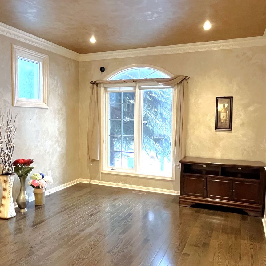 For Lease - 49 Drawbridge Drive, Markham, Ontario - Photo 1