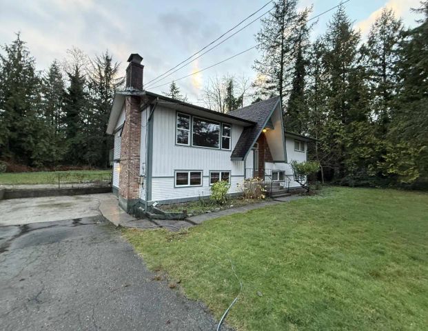 19371 76 AVENUE — 3 Bedroom - Photo 1