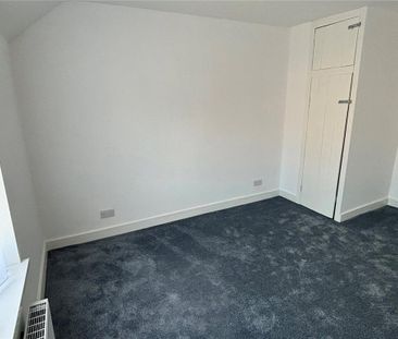 2 bedroom semi-detached house to rent - Photo 2