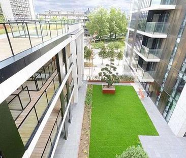 St Gabriel Walk, Elephant And Castle, SE1 - Photo 4