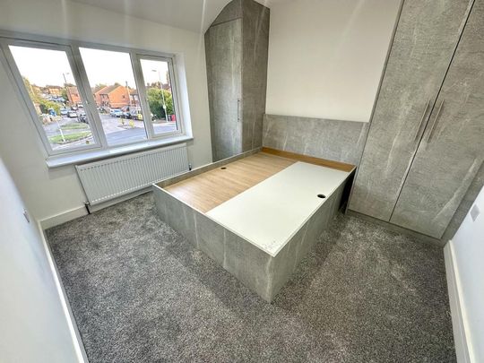 4 bedroom terraced house to rent - Photo 1