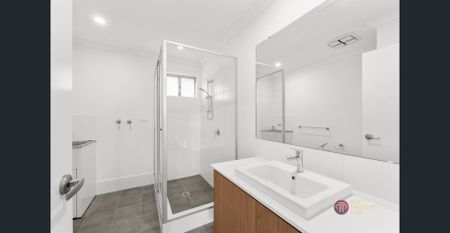 Brand New 2x2 Granny Flat with Side Access – Water & Internet Included - Photo 2