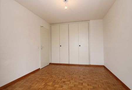 Appartement en attique de 5,5 pièces avec terrasse à Perly - Photo 4