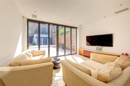 Kingston Road, Wimbledon, SW19, London - Photo 2