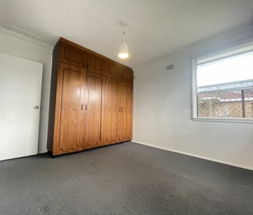 Charming Three-Bedroom Home in a Prime Location - Photo 3
