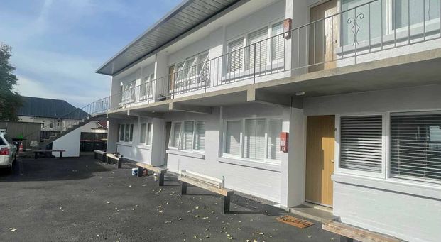 Charming 2BR Unit in Vibrant Rotorua - Photo 1