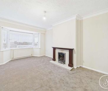 Banksfield Avenue, Yeadon, Leeds, LS19 - Photo 1