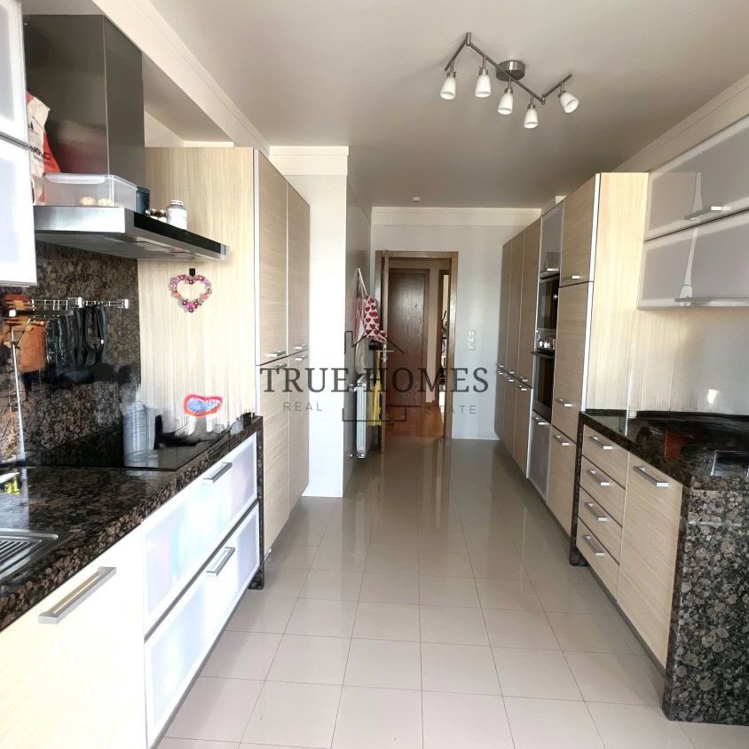 Apartamento T4 em Lisboa - Photo 1