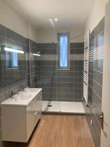 Location Maison 4 pièces 108m² VARADES 44370 - Photo 4