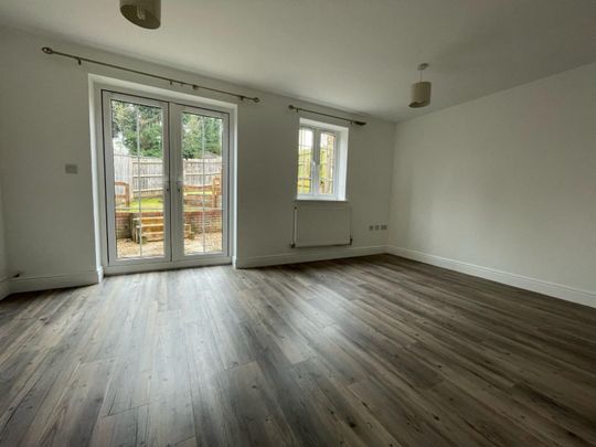 4 bedroom House To Let - Photo 1