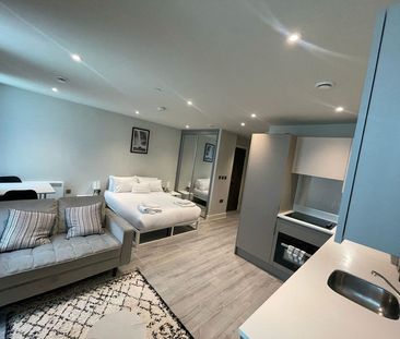 Wokingham Road - Photo 3