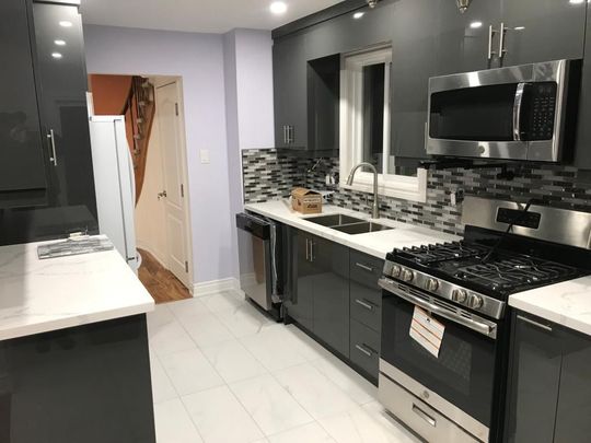 For Lease - 7010 Cordingley Crescent Unit# Upper, Mississauga, Ontario - Photo 1