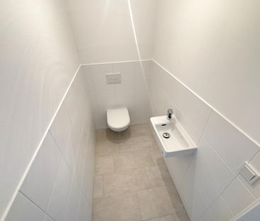 Neuwertige, helle 2-Zimmer-Wohnung (ca. 49 m²) mit Balkon und Küche... - Photo 4