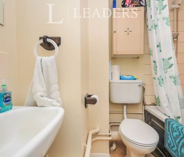 1 bedroom apartment to rent Armoury Road, London, SE8 - Photo 3