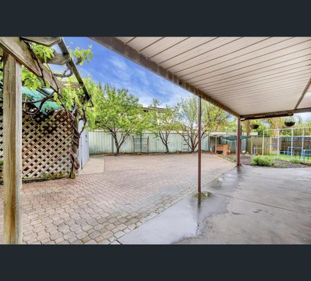 19 Bedford Street, Salisbury East, SA 5109 - Photo 2