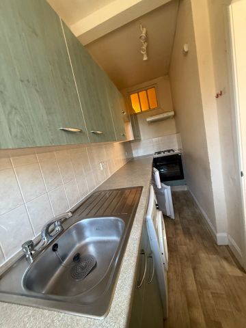 1 Bed Flat, Buccleuch St, EH8 - Photo 5