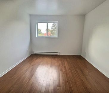 2 CH - 1 SDB - Charlemagne - $1,550 /mo - Photo 1