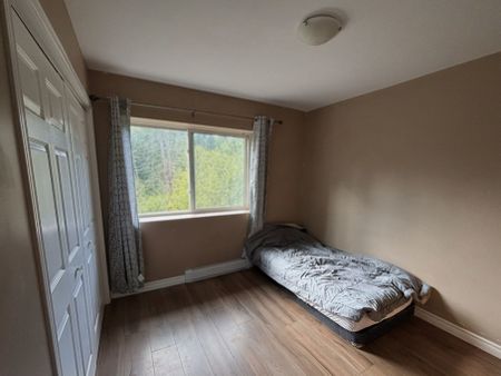 For Lease - 119 Chaffey Township Road Unit# 1, Huntsville, Ontario - Photo 2