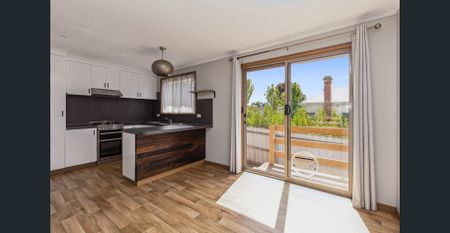 2/46 Mackenzie St West, Golden Square, Vic 3555 - Photo 2