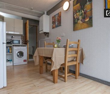 1-bedroom apartment for rent in Clondalkin, Dublin - Photo 2