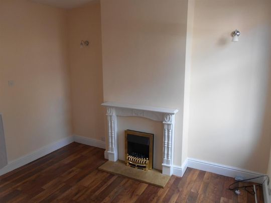 Greenbank Road, Normanton - Photo 1