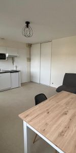 Location Appartement 1 pièce 23m² LAVAL 53000 - Photo 3