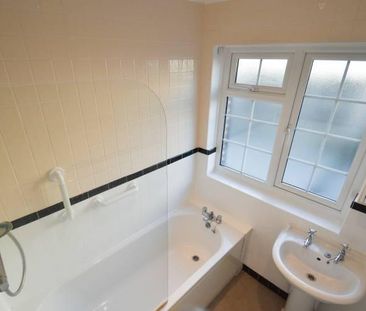 3 bedroom terraced bungalow to rent - Photo 6