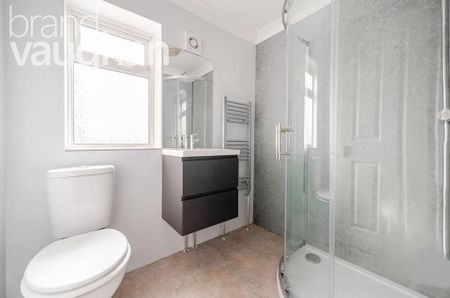 4 bedroom terraced house to rent - Photo 4