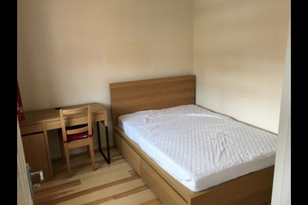 4 Bed Semi-Detached House, Maplin Close, CV4 - Photo 3