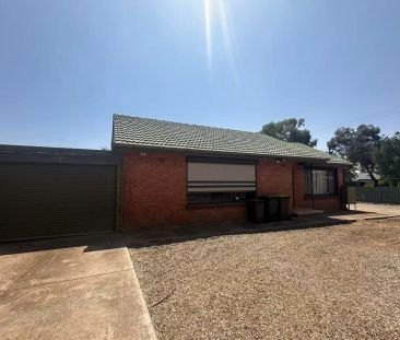 19 Pix Road, - Photo 2