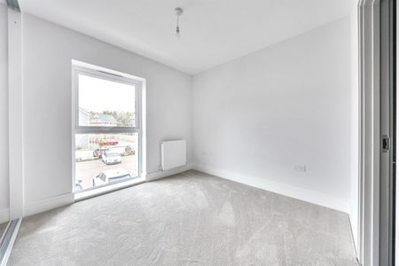 Fairhaven Drive, Reading, RG2 6BJ - Photo 5