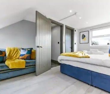 3 Bed Terraced House, Southfield Road, W4 - Photo 6