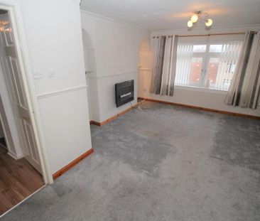 3 bedroom flat to rent - Photo 2