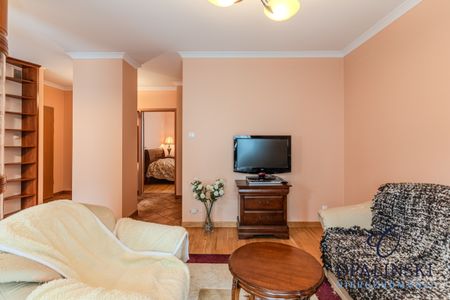 Blisko Millennium Hall | 2 pokoje | Balkon | Garaż - Zdjęcie 2