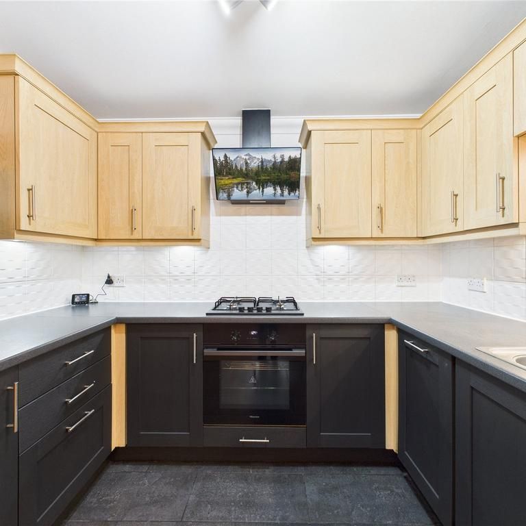 2 bedroom apartment to rent - Photo 1