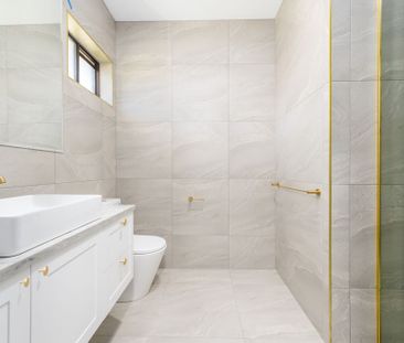 Renovated Beauty! - Photo 5