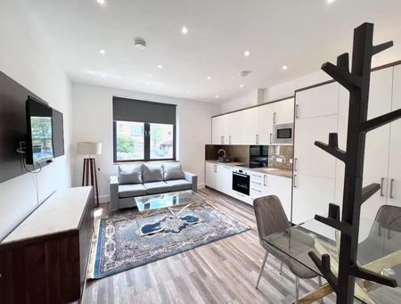 Boycott Avenue - Photo 2