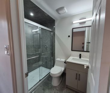 For Lease - 54 Twenty Third Street, Toronto, Ontario - Photo 3