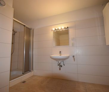"BERGHEIM - Große helle 3,5 Zimmer Wohnung mit Loggia nähe Lokalbah... - Photo 4