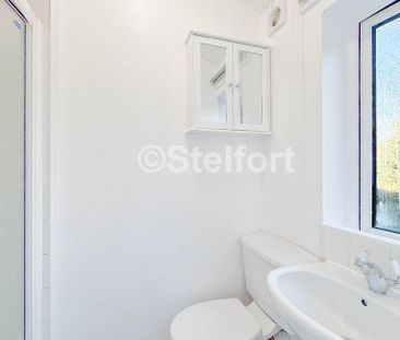 Studio to rent - Photo 6