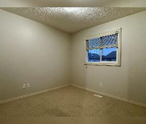 4 Bed 3.5 Bath Duplex Fort Saskatchewan For Rent - Photo 2
