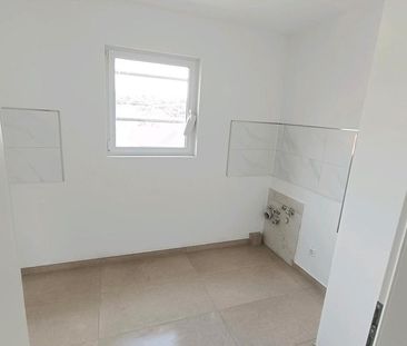 Idyllische Dachgeschosswohnung- Erstbezug nach Kernsanierung - Foto 1
