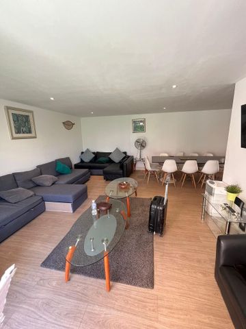 3 Bed Flat | £735 pw - Photo 2