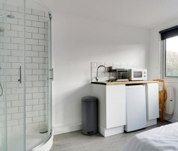 Studio to rent - Photo 5